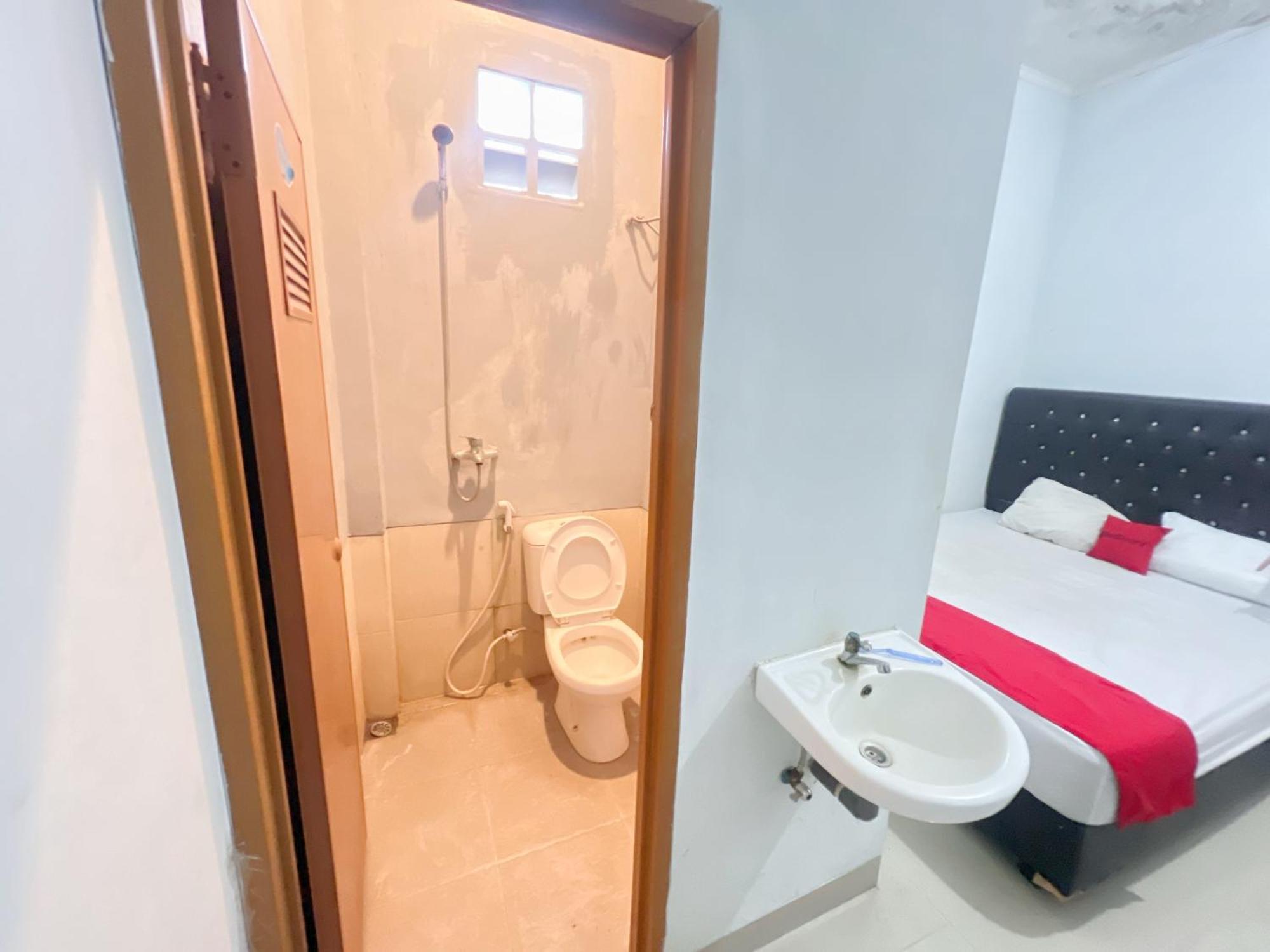 Reddoorz At Kay Residence Waydadi Lampung Bandar Lampung Dış mekan fotoğraf