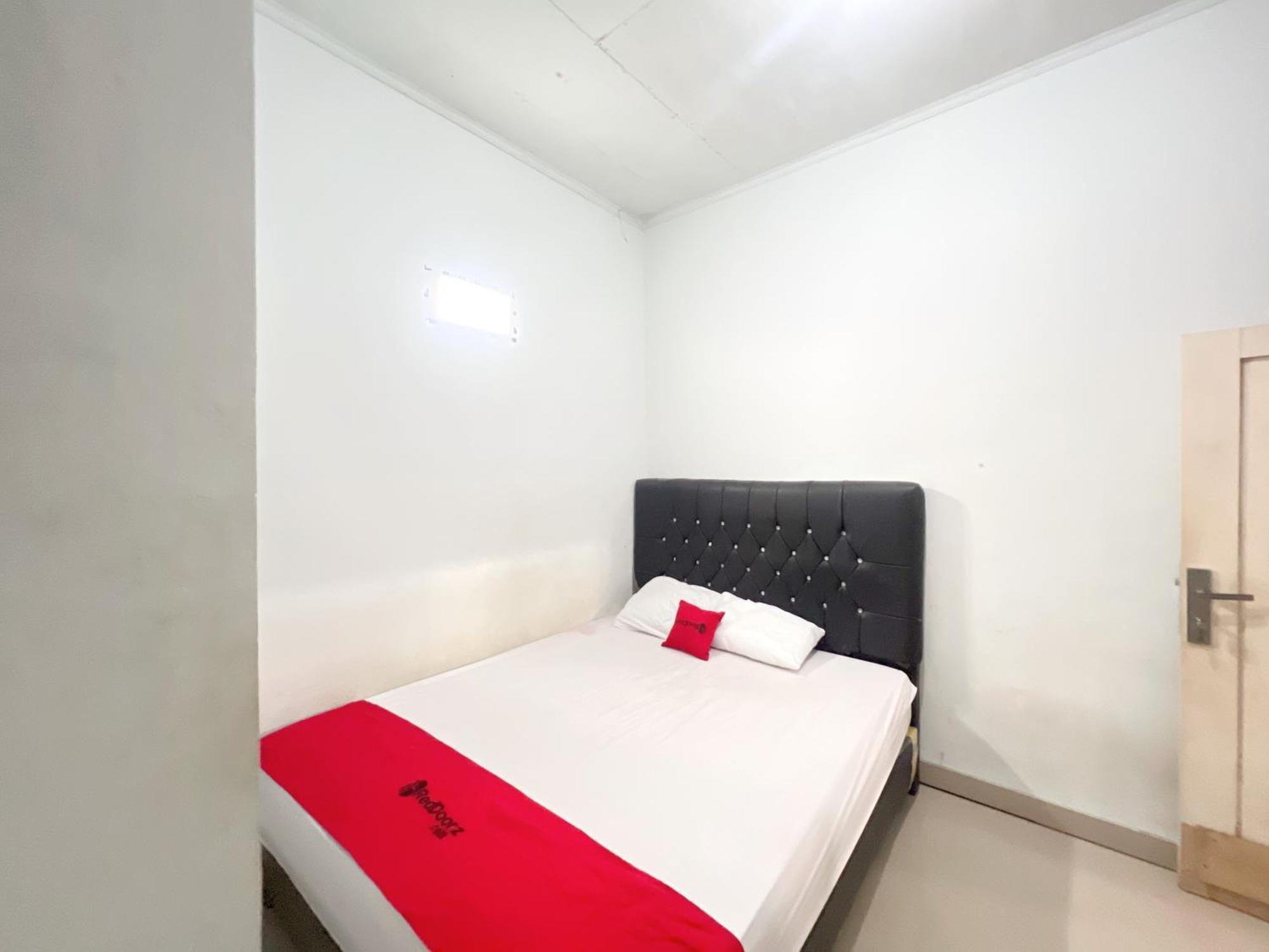 Reddoorz At Kay Residence Waydadi Lampung Bandar Lampung Dış mekan fotoğraf